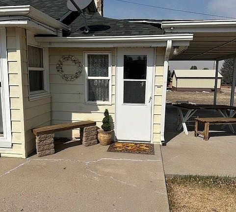 5th image of 1012 Lincoln Street