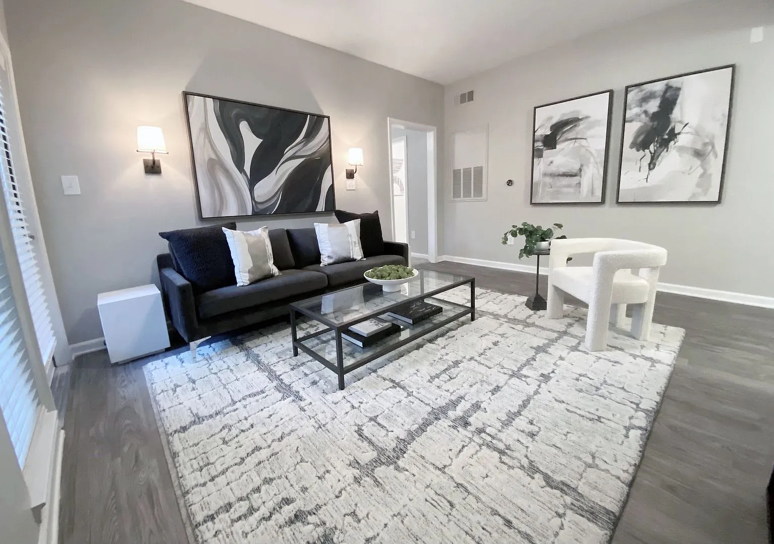 12th & James Luxury Apartments — Photo 1