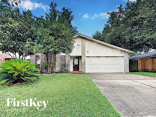 10615 Heather Hill Dr, Houston, TX 77086