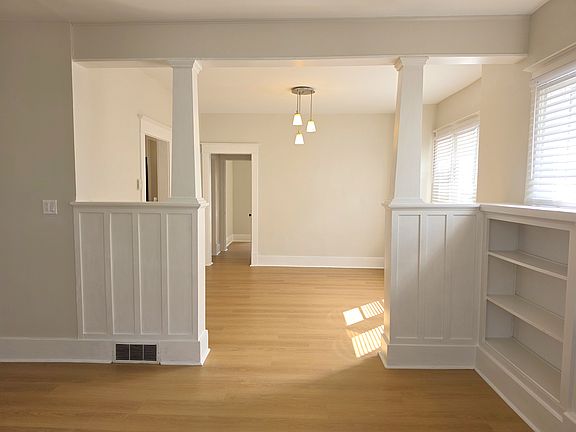 4th image of 227 Bowen Rd