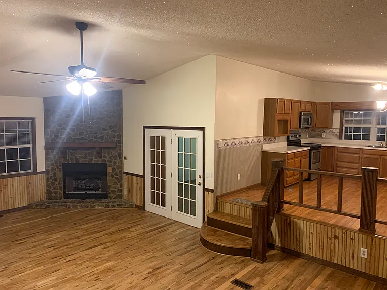 227 Berry Ridge Rd — Photo 4
