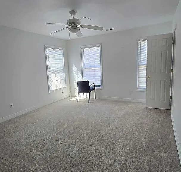 5591 Scotsview Dr — Photo 6
