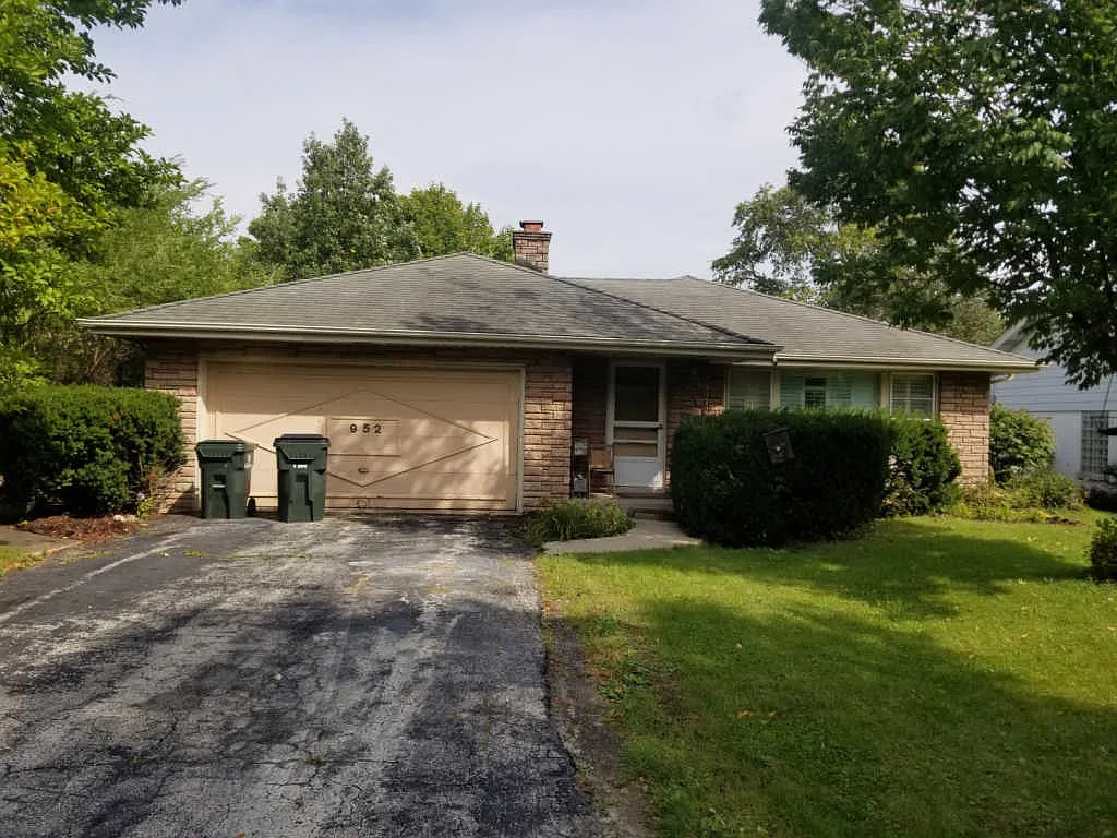 952 Glenview Rd photo 1