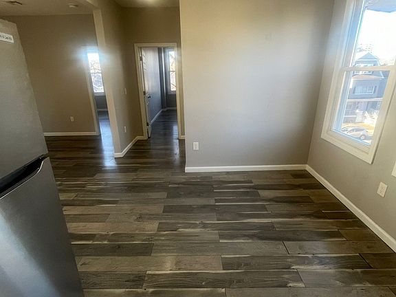 2nd image of 298 Halsted St APT 1