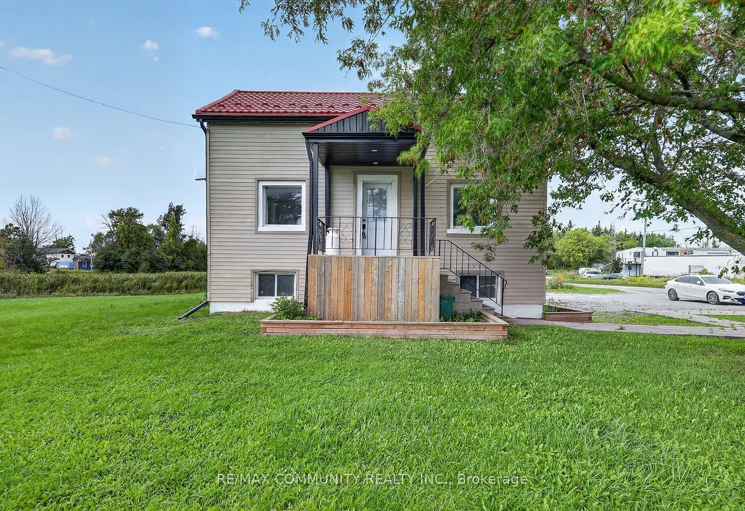 4 bed, $2,700 — Photo 3