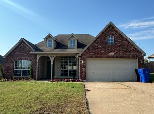 2501 W Mobile Pl, Broken Arrow, OK 74011