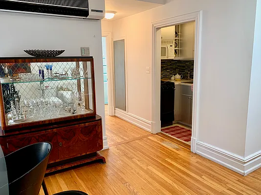 Rented by TurfNYC | media 16