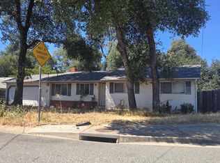 984 Camino Ct, Redding, CA 96002
