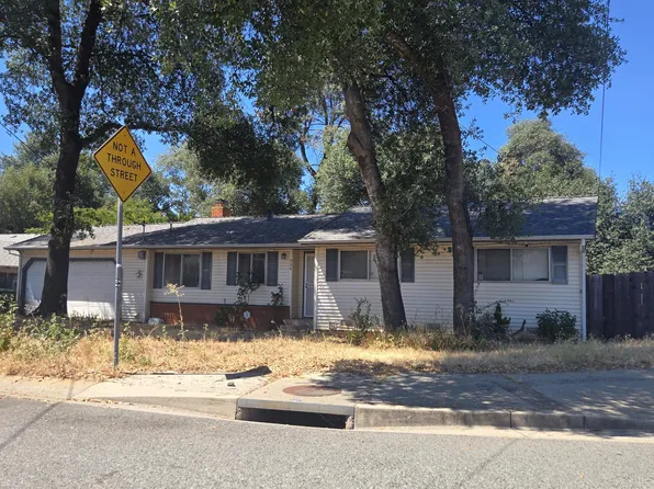 984 Camino Ct, Redding, CA 96002