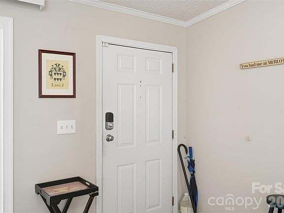 4th image of 10200 Fink Rd