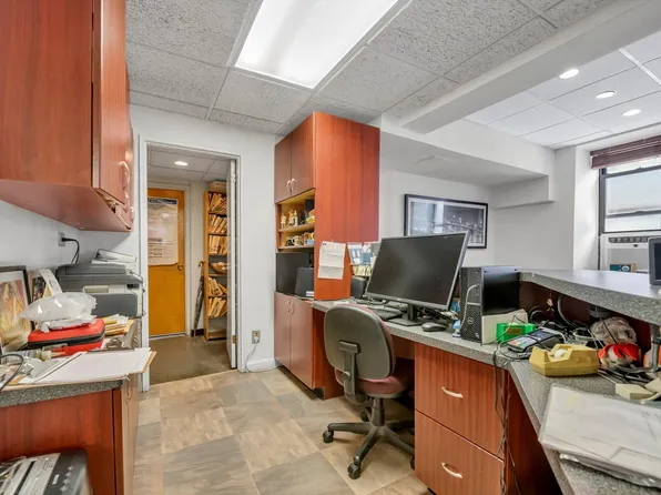 69-40 Yellowston Boulevard image 6 of 15