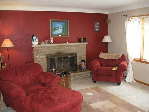 2nd image of 1596 Wilson Ave