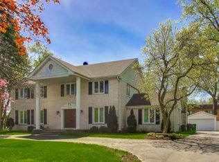 511 Mark Ln, Downers Grove, IL 60516