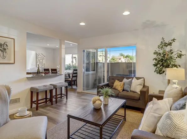 5483 Adobe Falls Rd Unit 5, San Diego, CA 92120