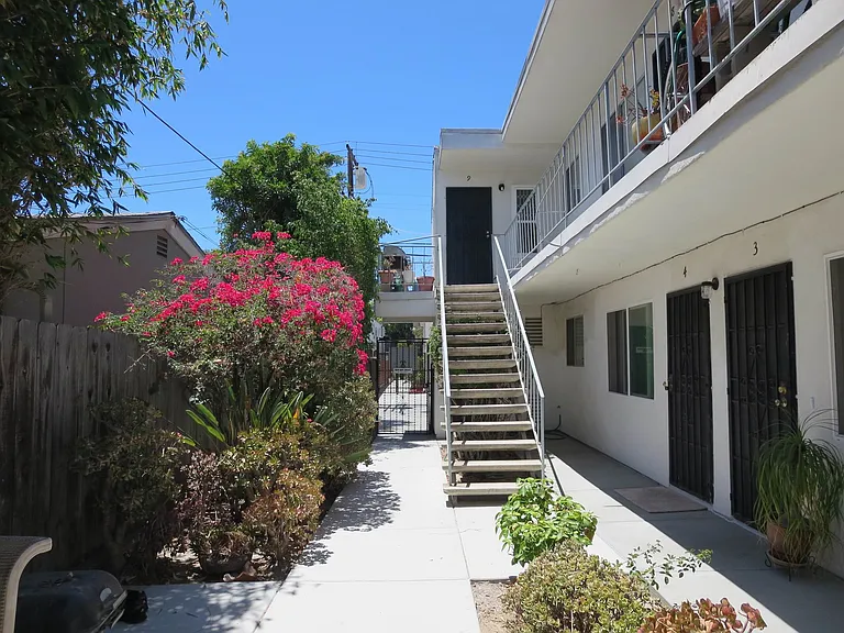 4636 Alabama St #B — Photo 2