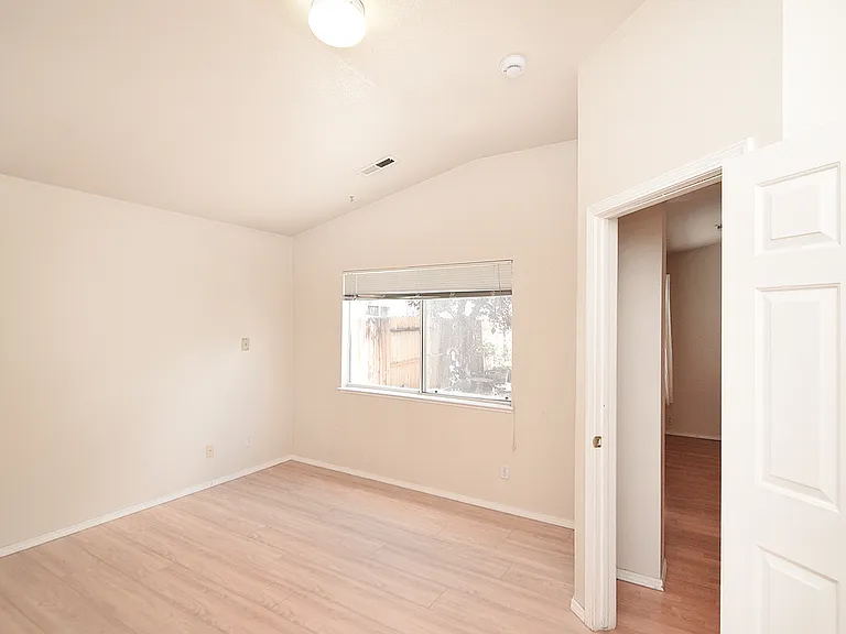 2586 China Rose Cir — Photo 18