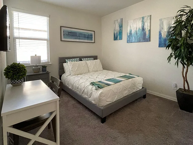 2130 Clarion Dr — Photo 32