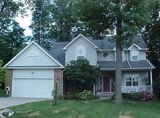 4116 Adena Cir, Akron, OH 44321