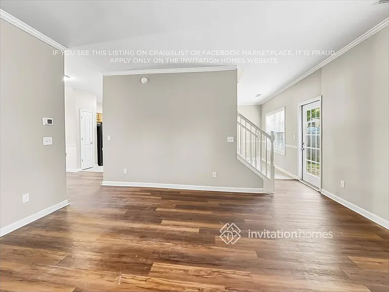112 Brookvalley Xing — Photo 5