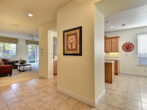 4th image of 280 Perazul Cir