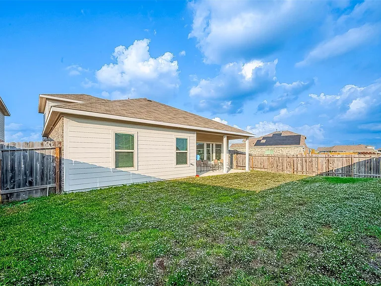 21311 Orono Heights Trl — Photo 42