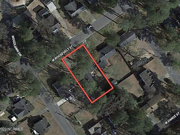 3rd image of 105 W Roosevelt Drive