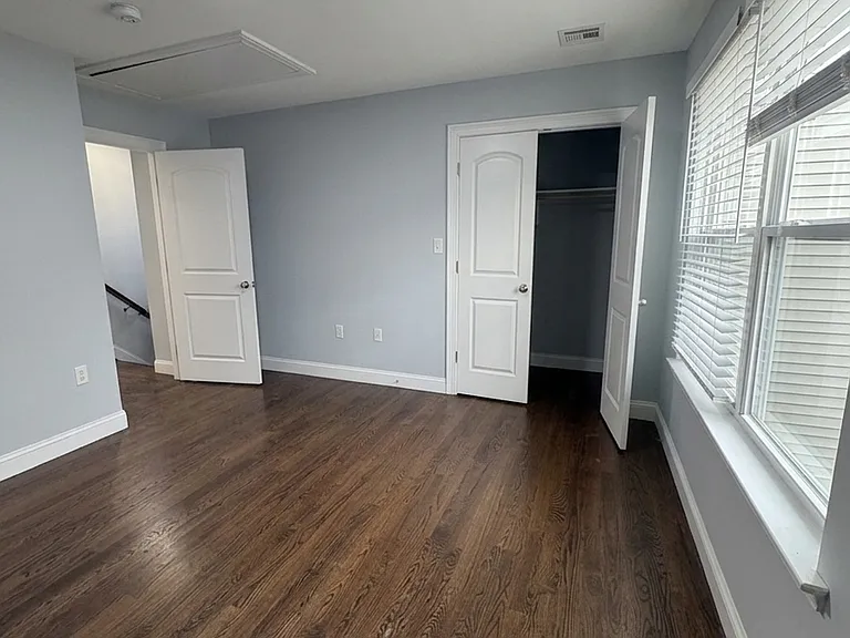 331 Bond St #3 — Photo 7