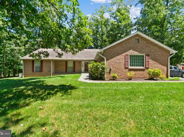 2597 Braddock Rd, Mount Airy, MD 21771