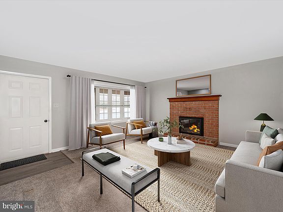 2nd image of 12018 Greendale Dr