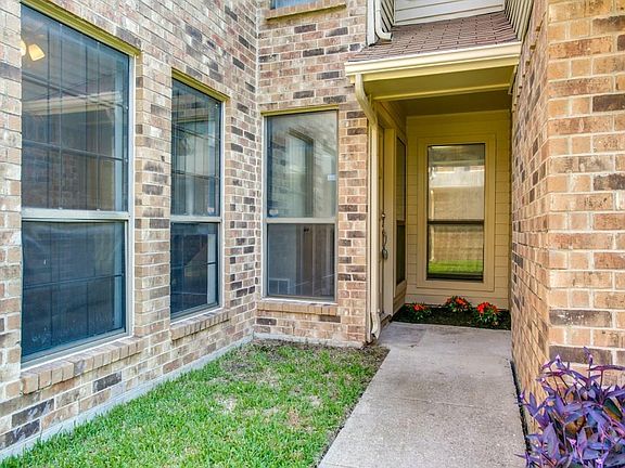 3rd image of 2132 Stradivarius Ln