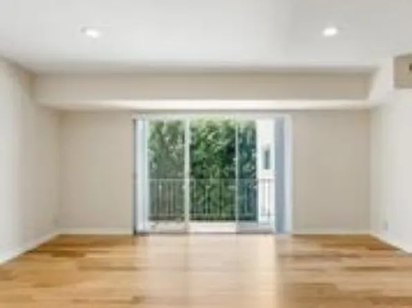 7309 Franklin Ave, Los Angeles, CA 90046