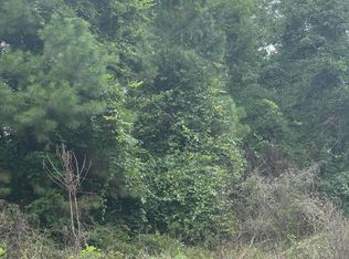 4 Summers Dr, Summerville, SC 29485