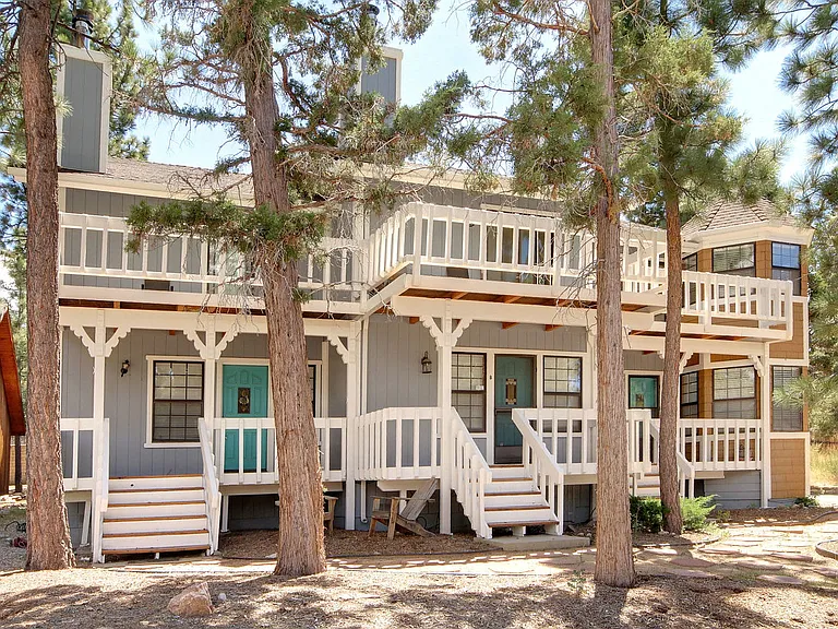 430 E Country Club Blvd #B — Photo 2