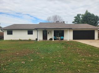 1803 SE Crouch St, Bentonville, AR 72712