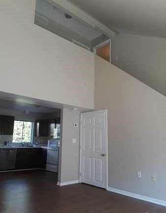 2nd image of 249 Lottie St #1