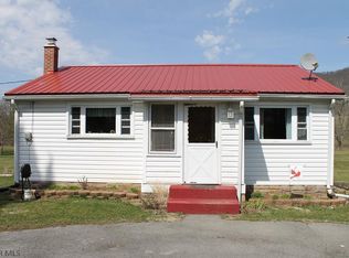 131 Blue Hole Rd, Williamsburg, PA 16693