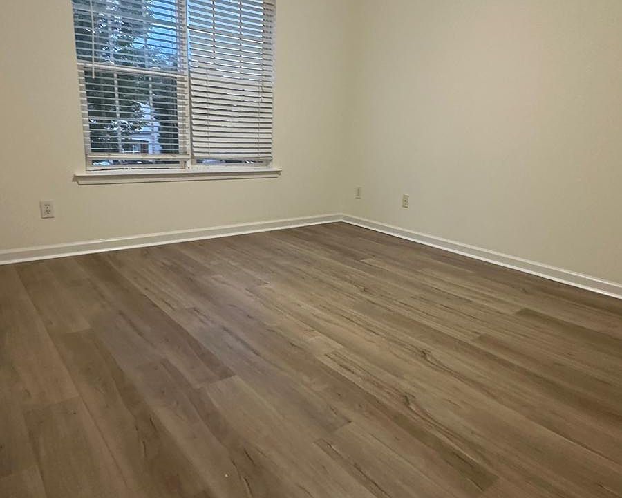 1st image of 2815 Azalea Hills Dr