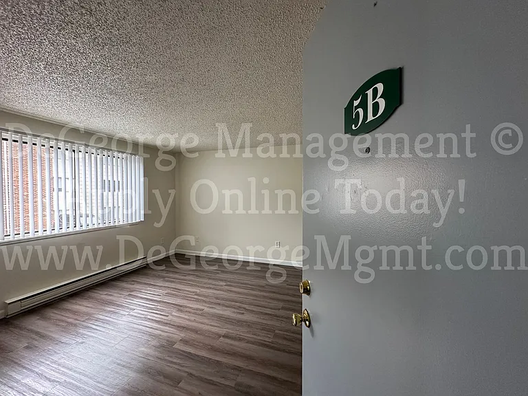 Oak Ridge Manor Apartments — Photo 50