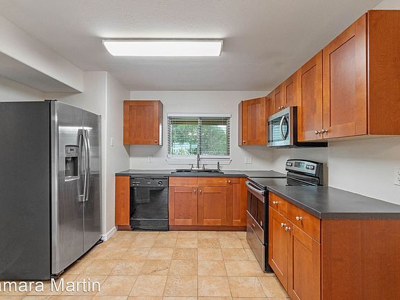 3rd image of 7487 Canford Ct #5