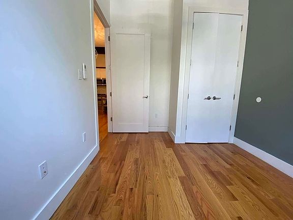 4th image of 308 Jefferson St #1A