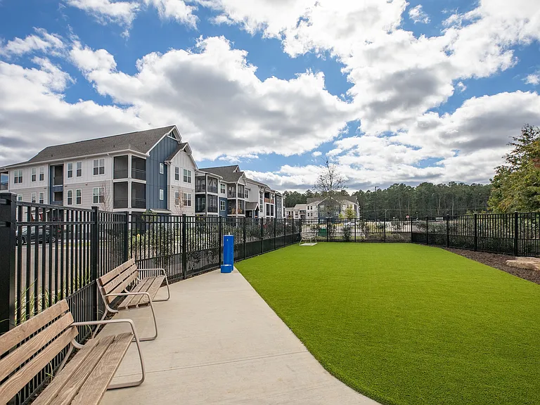 Miro Luxury Apartments — Photo 32