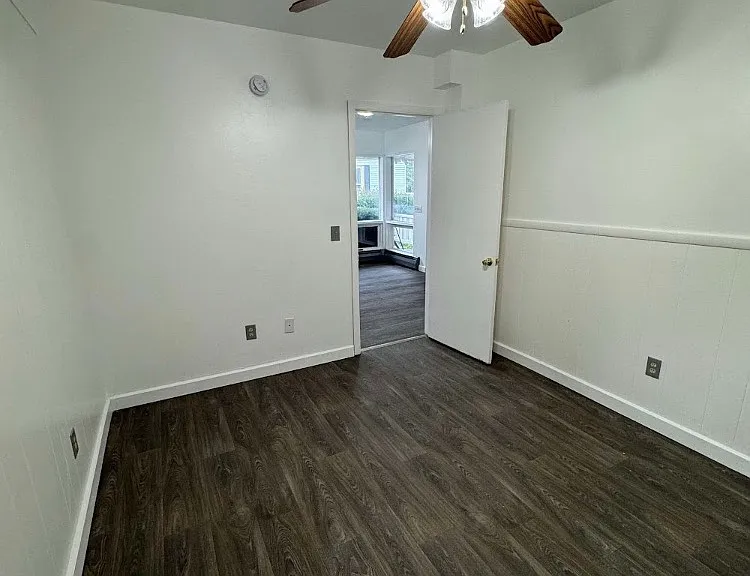 415 Washington Ave #1 — Photo 5