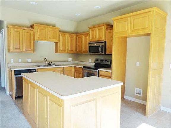 3rd image of 124B Chambers Point
