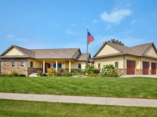 1315 S L Ct, Indianola, IA 50125