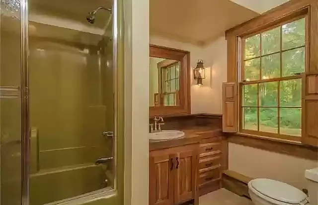 Full bath