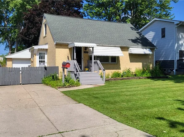 224 Sky Hi Dr, Buffalo, NY 14224