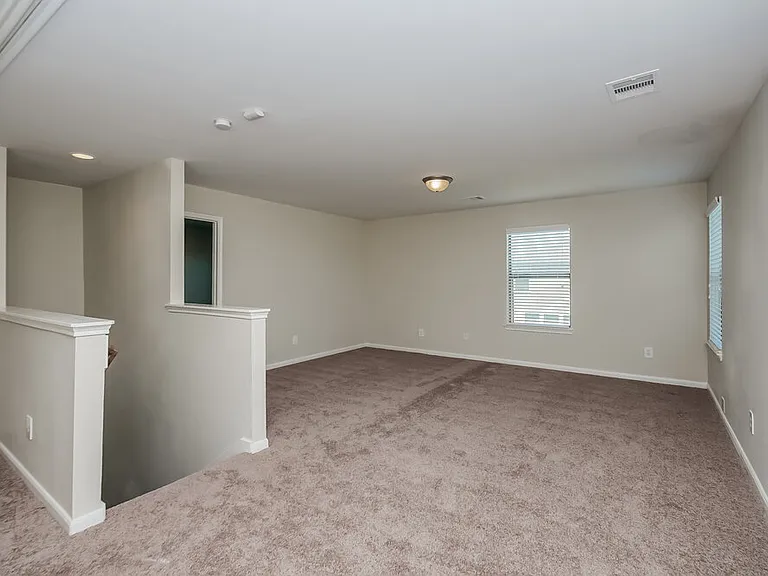 20730 Dickinson Manor Ln — Photo 8