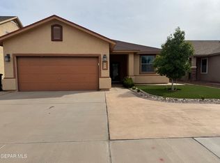 336 Emerald Way St, Horizon City, TX 79928