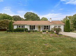 6111 Farrior Dr, Clemmons, NC 27012