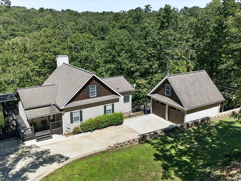 1st image of 192 Blackberry Ln